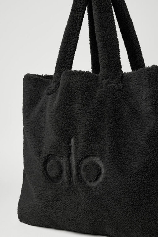 Foxy Sherpa Tote Black - Image 4