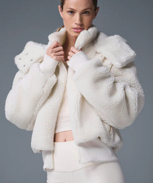 Foxy Sherpa Jacket - White